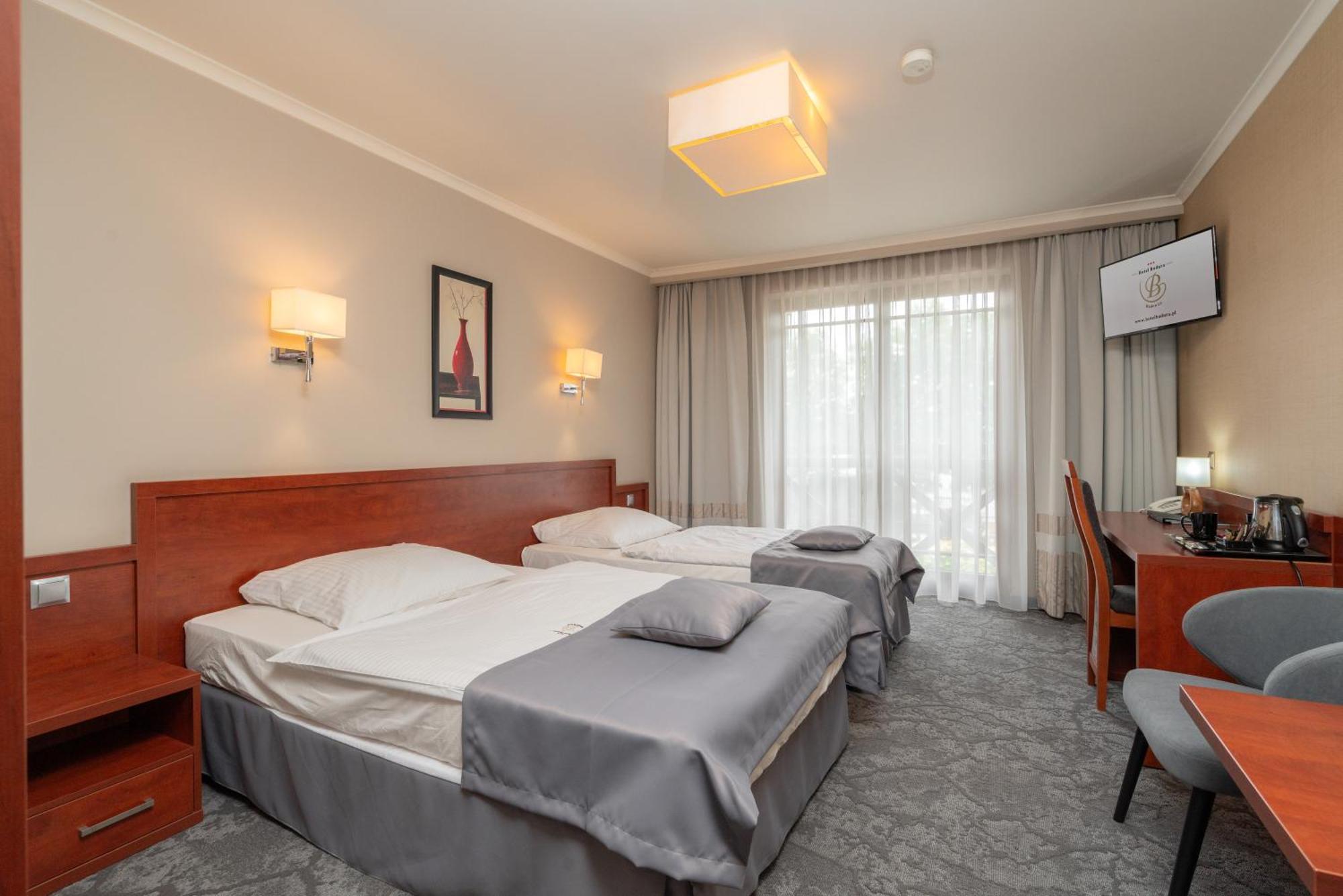 Hotel Badura ヴァドヴィツェ エクステリア 写真
