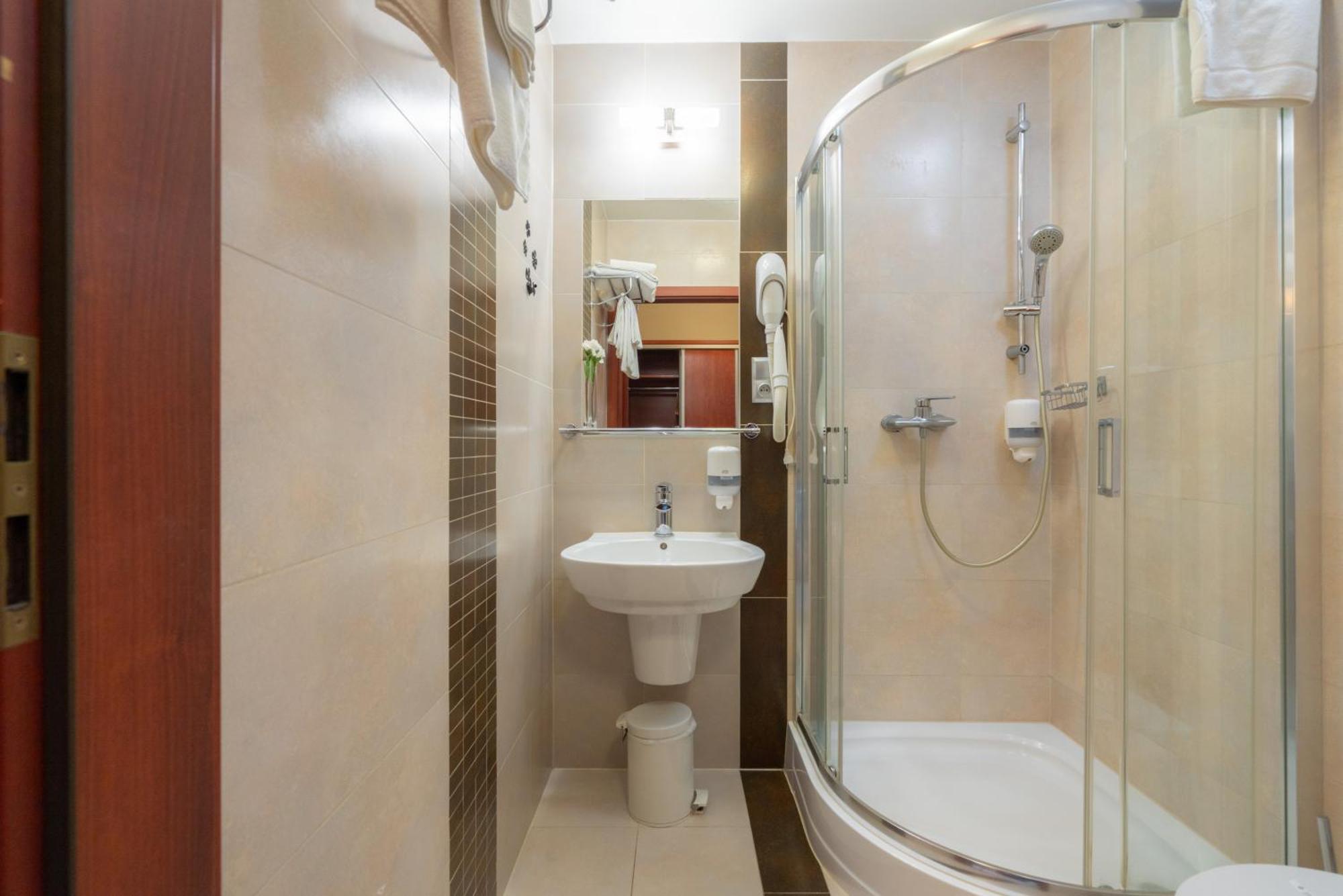 Hotel Badura ヴァドヴィツェ エクステリア 写真